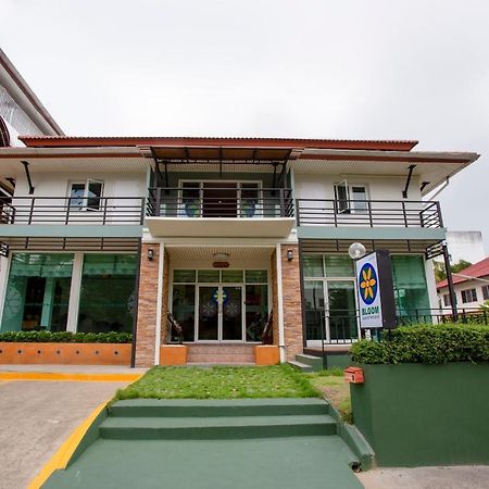 Oyo 1053 Bloom Guest House Chiang Mai Dış mekan fotoğraf