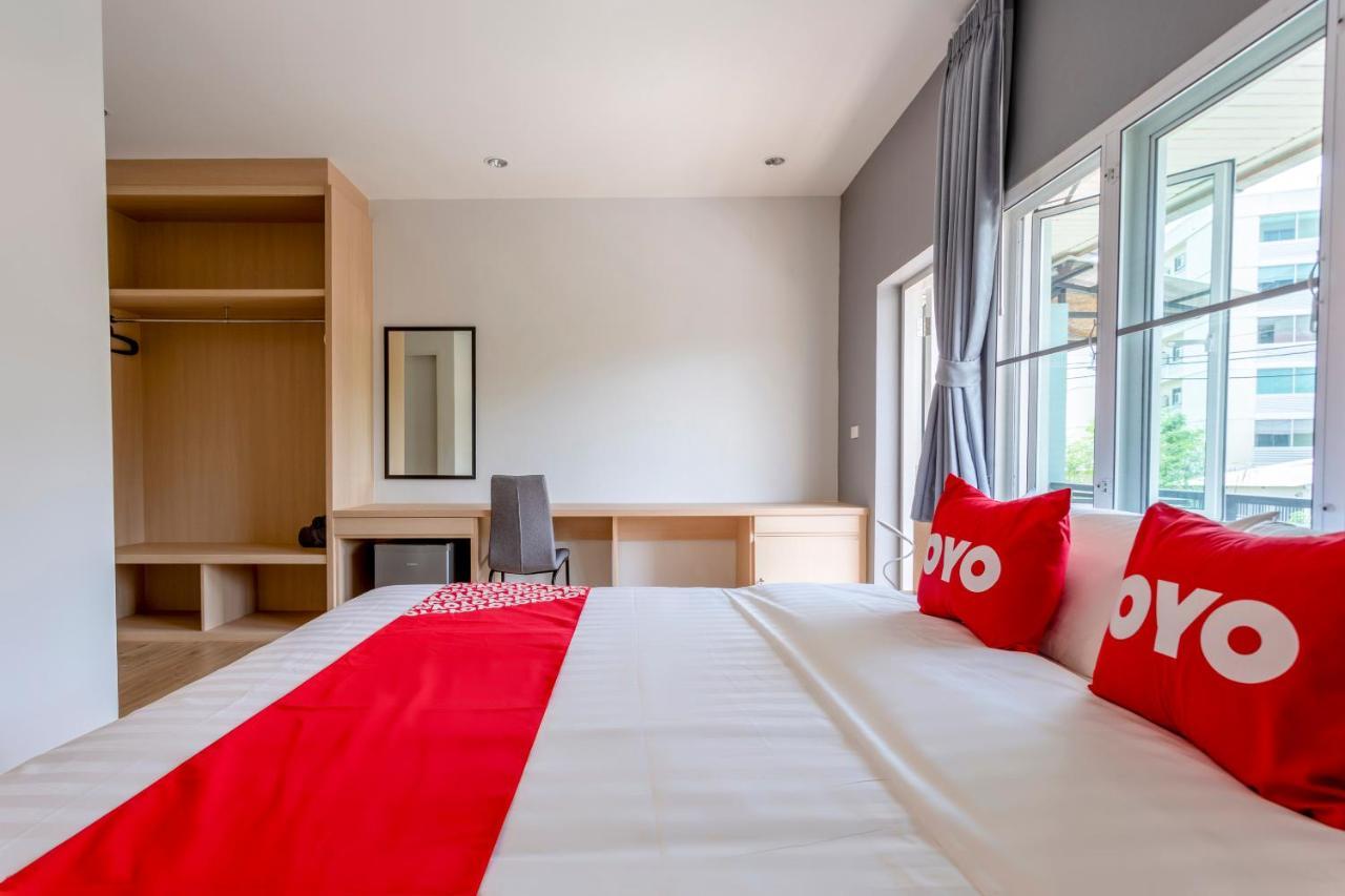 Oyo 1053 Bloom Guest House Chiang Mai Dış mekan fotoğraf