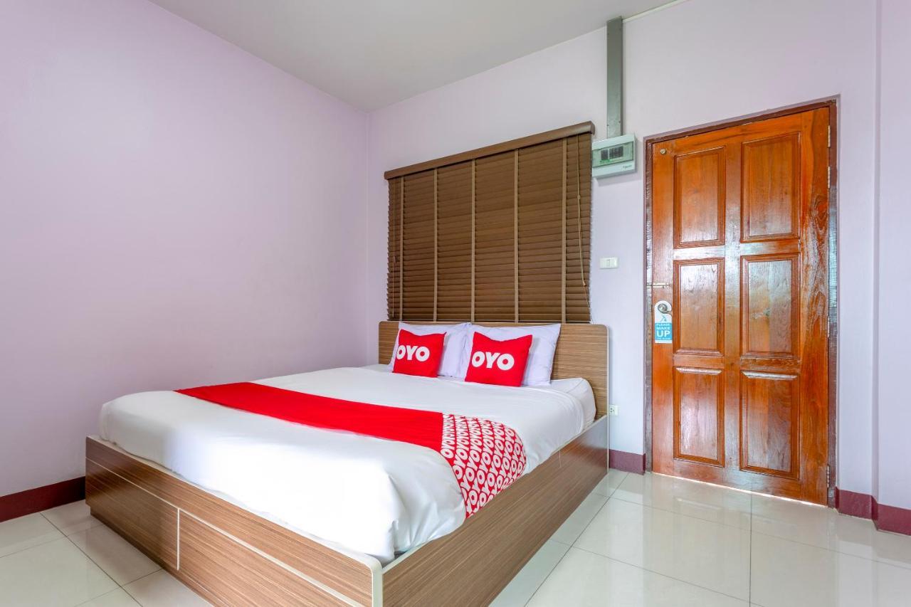 Oyo 1053 Bloom Guest House Chiang Mai Dış mekan fotoğraf