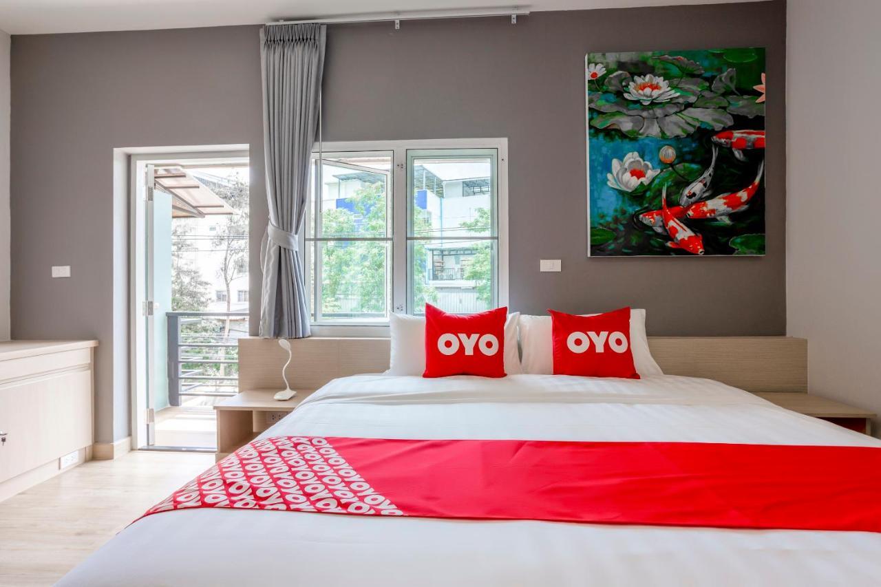 Oyo 1053 Bloom Guest House Chiang Mai Dış mekan fotoğraf