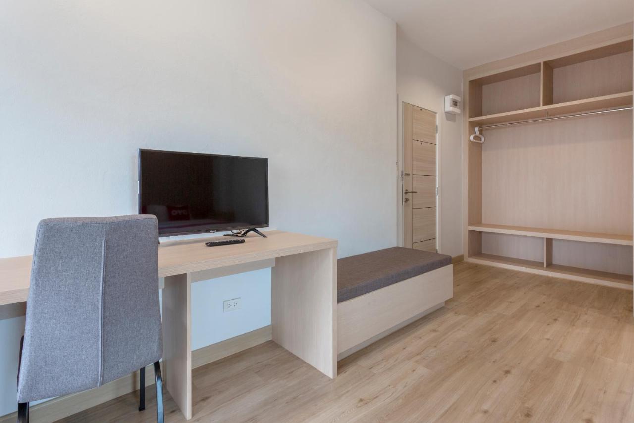 Oyo 1053 Bloom Guest House Chiang Mai Dış mekan fotoğraf