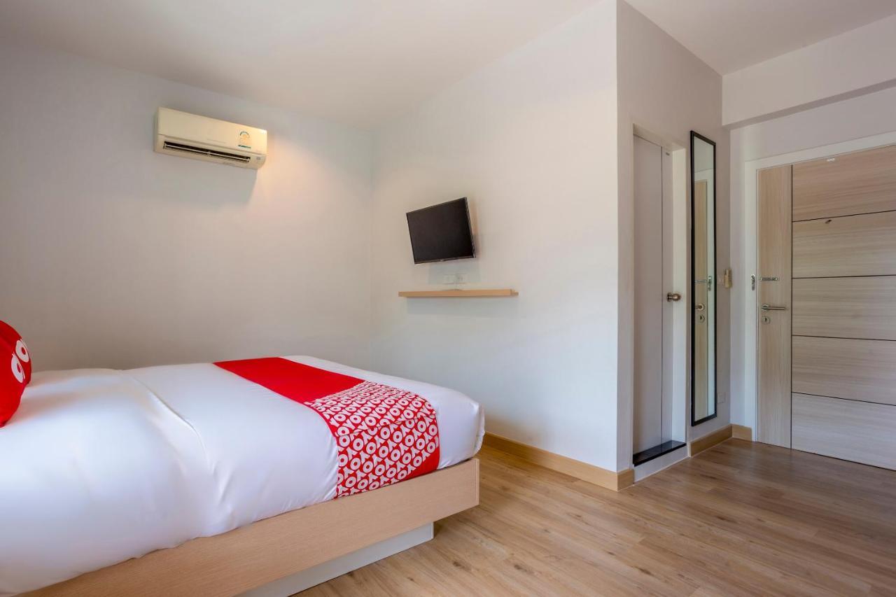 Oyo 1053 Bloom Guest House Chiang Mai Dış mekan fotoğraf