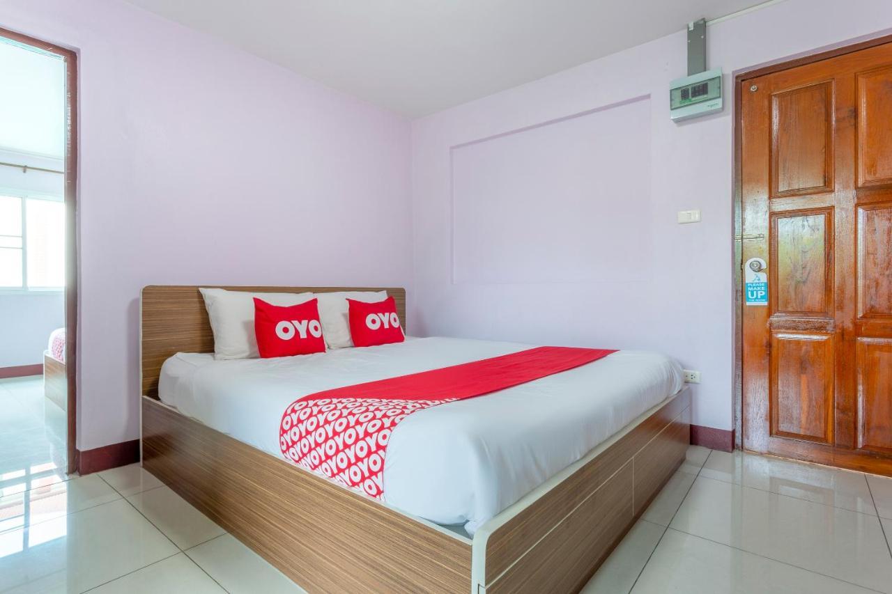 Oyo 1053 Bloom Guest House Chiang Mai Dış mekan fotoğraf