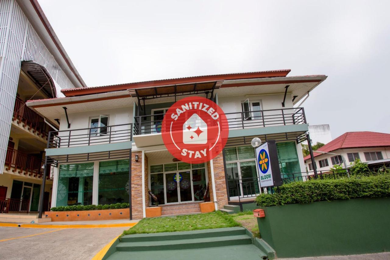 Oyo 1053 Bloom Guest House Chiang Mai Dış mekan fotoğraf