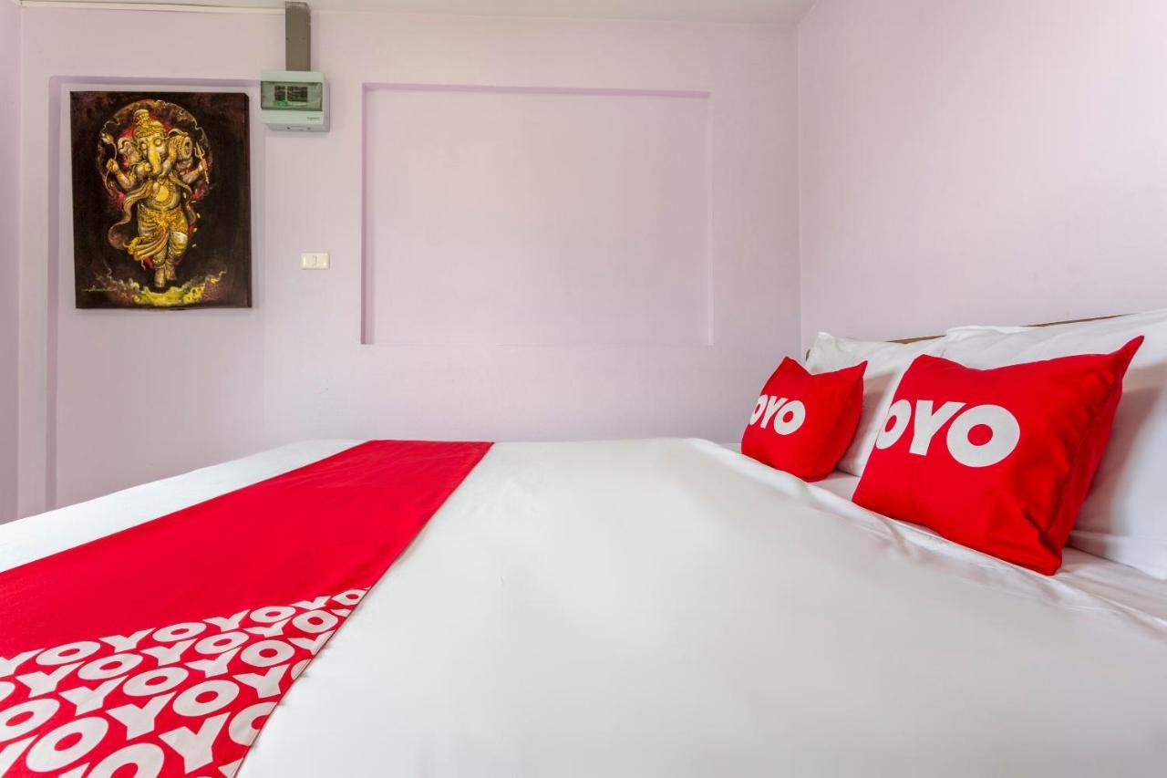 Oyo 1053 Bloom Guest House Chiang Mai Dış mekan fotoğraf